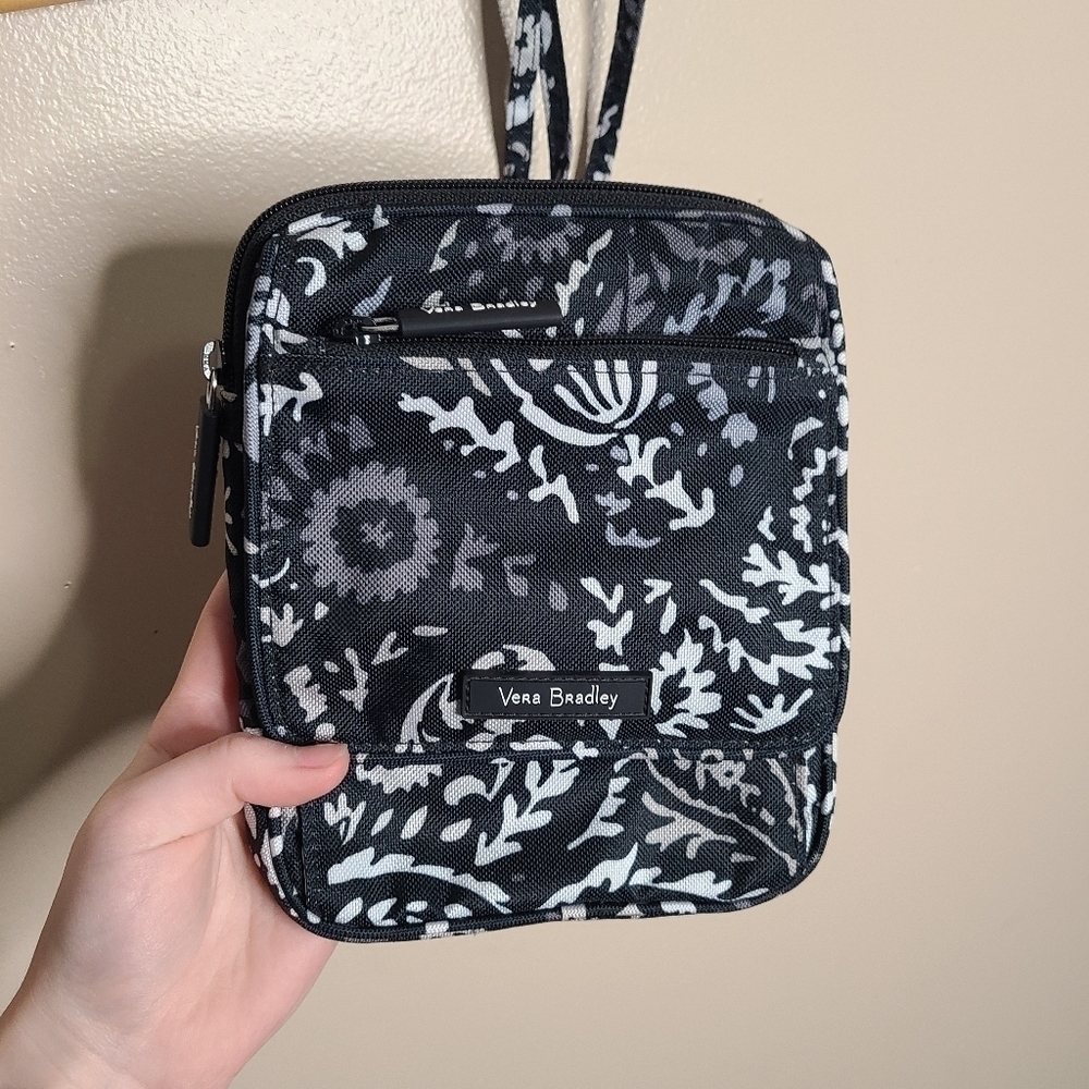 NWOT Vera Bradley Mini Hipster Paisley Noir Crossbody Bag